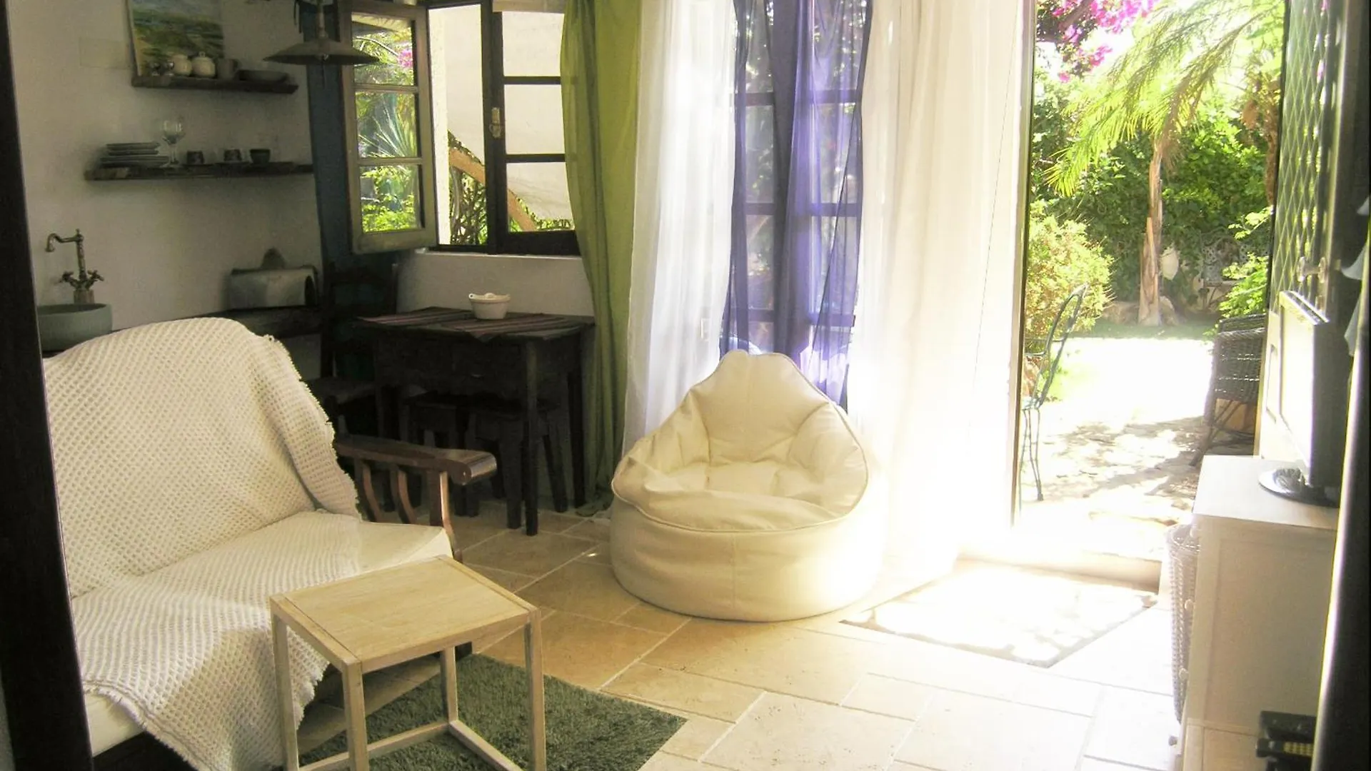 Uma Casa A Beira Sol Bed & Breakfast Lagos 3*,  Portugal