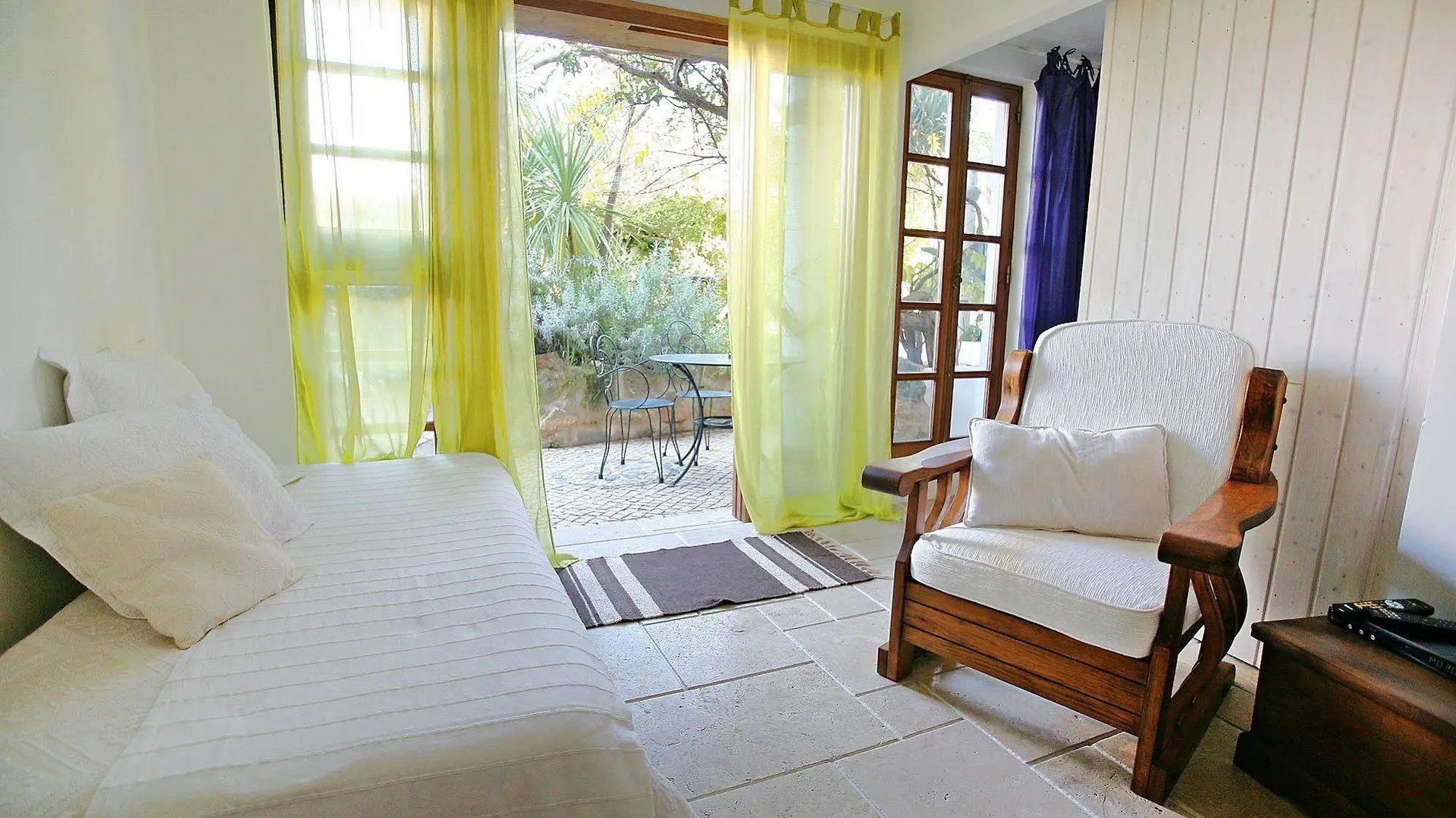 Uma Casa A Beira Sol Bed & Breakfast Lagos
