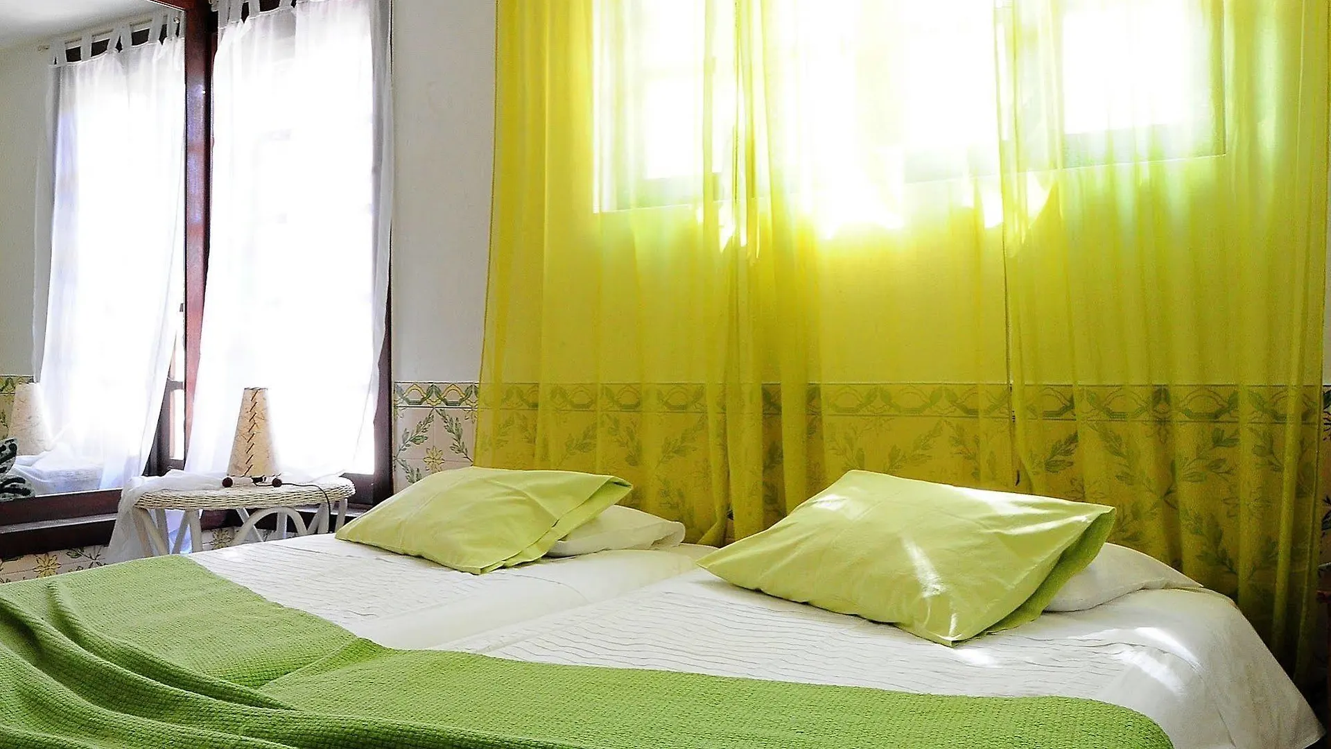 Uma Casa A Beira Sol Bed & Breakfast Lagos Portugal