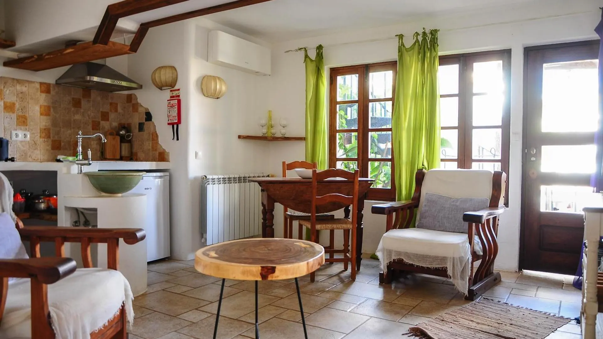 Uma Casa A Beira Sol Bed & Breakfast Lagos 3*,  Portugal