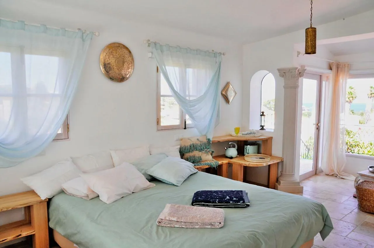Uma Casa A Beira Sol Bed & Breakfast Lagos